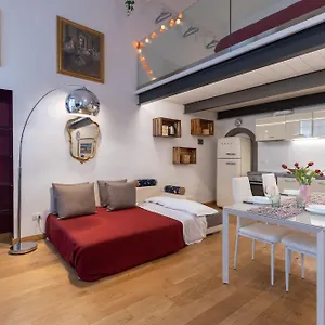 Monalda Nest 2-hosted By Sweetstay Florence