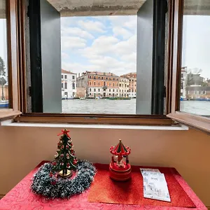rubino-flat-canal-view.hotelinveneto.com/